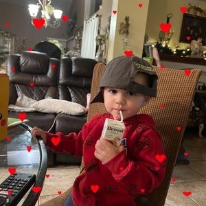 Meet your Posher, Eva